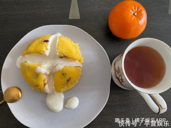 明星疫期居家全变厨师,何炅这菜我学不会,华晨宇这菜我吃不饱