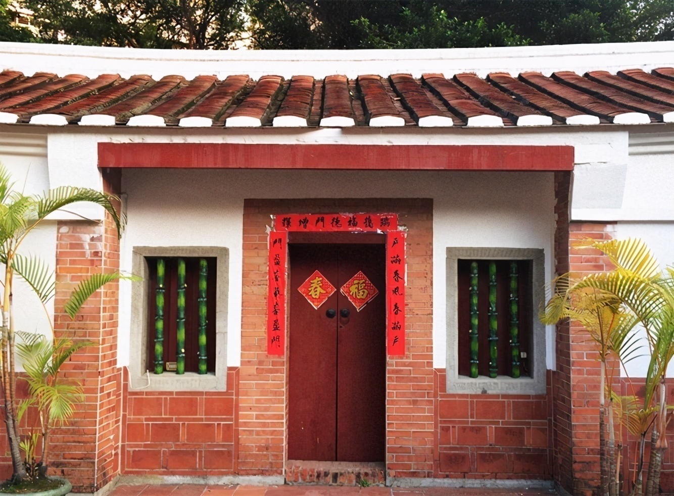 #和珅出上联“三斤四两五花肉”,纪晓岚妙对下联,堪称经典!