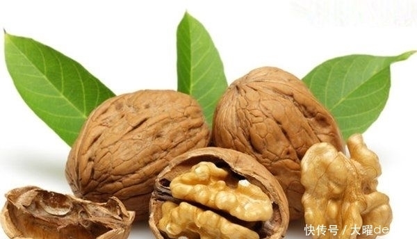 核桃|核桃和此物一起食用,健脑,润肺护肤,补肾乌发,不吃亏大了