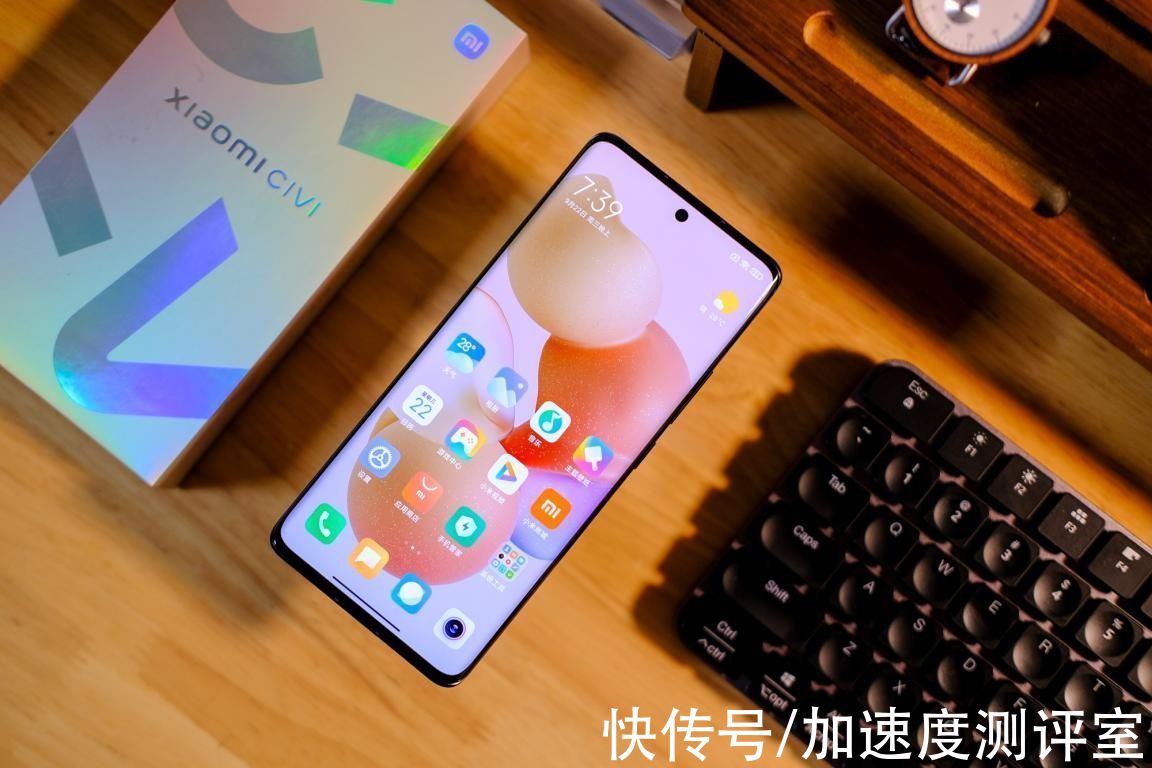 小米civi|为什么小米新机刚发布，就抢了iPhone13的风头？原因离不开这2点