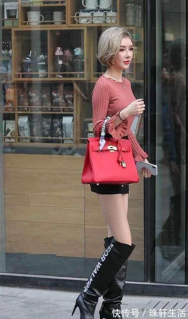 穿搭|街拍:气质美女,纤细的身材,高挑有型,穿搭时尚美丽出众