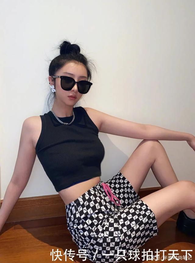 女生巨显老的发型，千万别再留了！