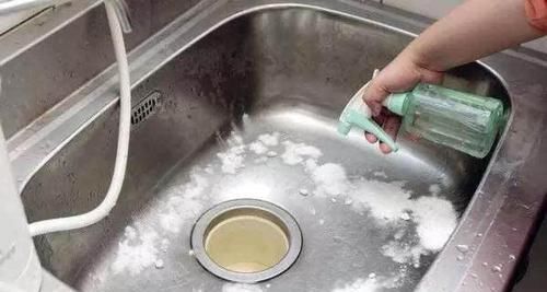 洗碗不要用洗洁精了，保洁阿姨都用这些妙招，干净还不伤手