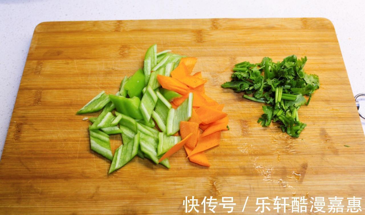 杏鲍菇|孜然青椒杏鲍菇，美味下饭菜，做法简单