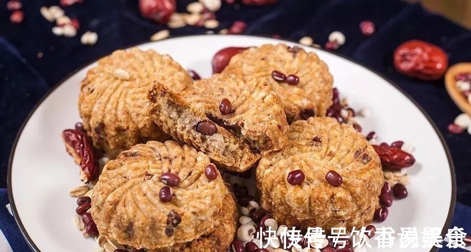 海鸭蛋|5种适合中老年人的零食,营养高好吸收,无聊时边吃边养身