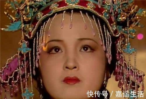 贾珍$红楼梦:贾家最大靠山不是贾元春而是她,她死后贾家从此没落