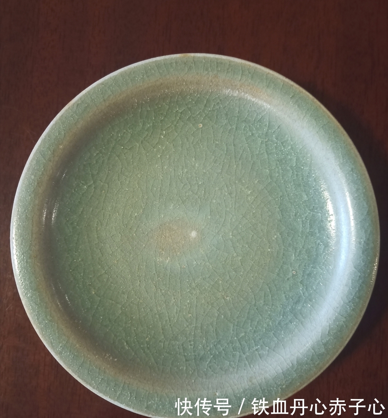 器型$瓷器鉴赏:类似这样的开片,是有问题的!