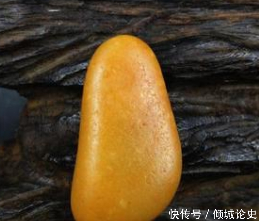 赶出皇宫|溥仪出逃时，把它缝在棉衣里26年不离身，现已是“国宝中的国宝”