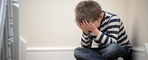 第二体征|男孩“性早熟”通常有3种表现,关系孩子心理发育,家长要重视