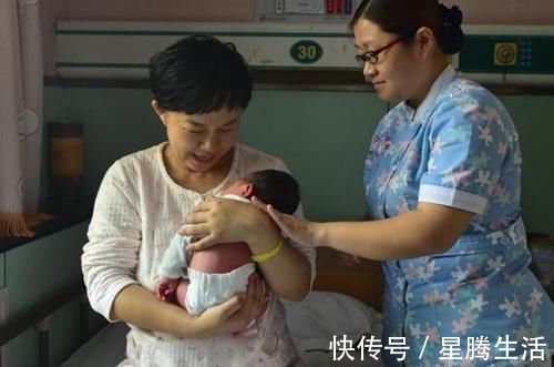 婴儿|9个月婴儿紧握拳头,奶奶发现有问题带去医院检查,医生:来晚了