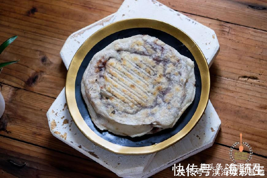 早餐饼不用面,不用包,一分钟一个,比馅饼简单,女人吃最养颜!