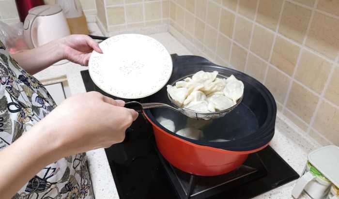 黄瓜的新鲜做法,不炒鸡蛋,不凉拌,味道鲜美,吃完一盘还想吃