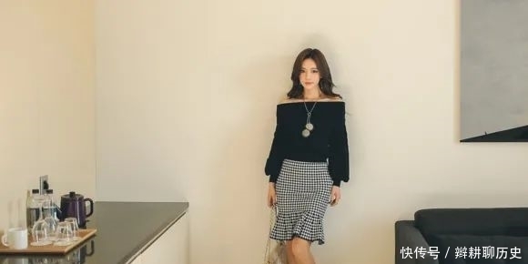 露肩|美图欣赏：孙允珠，黑玫瑰露肩翻领窈窕公主上衣