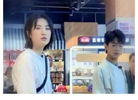 姚安娜|《中餐廳5》終于開錄！姚安娜生圖太驚艷，高糊也藏不住名媛顏值