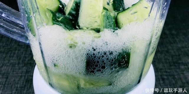 黄瓜别凉拌了,加2个鸡蛋,没想到这么好吃,上桌就扫光,真香!