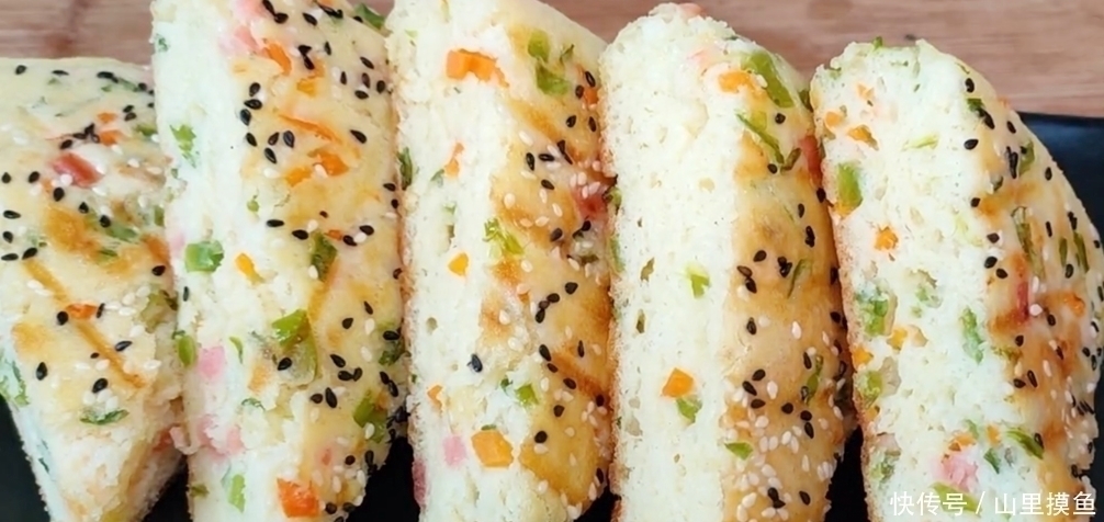 1碗大米打2鸡蛋，不熬粥不做饭，出锅松软鲜香，大人孩子都爱吃