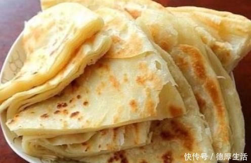面团|烙饼时,直接开始烙就错了,要多加这一步,饼才会柔软起层