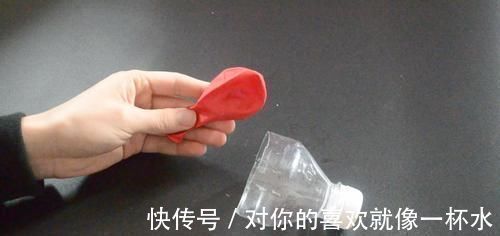 塑料瓶上套个气球, 能为家里省下不少钱, 看完您会感谢我的