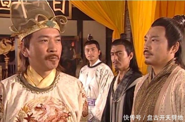 外瓦岗寨里,翟让一直忍让李密,李密为何还要杀了他?