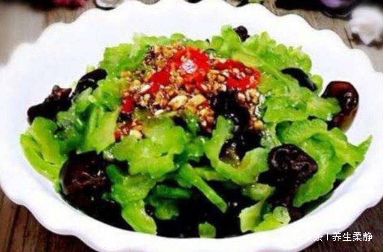 视力|人到中年要会吃,坚持吃以下菜,软化血管,清热解暑,增强抵抗力