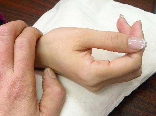 张仲景治“肝郁有痰”的主打方子嗓子有痰咳不出,可能肝经堵了