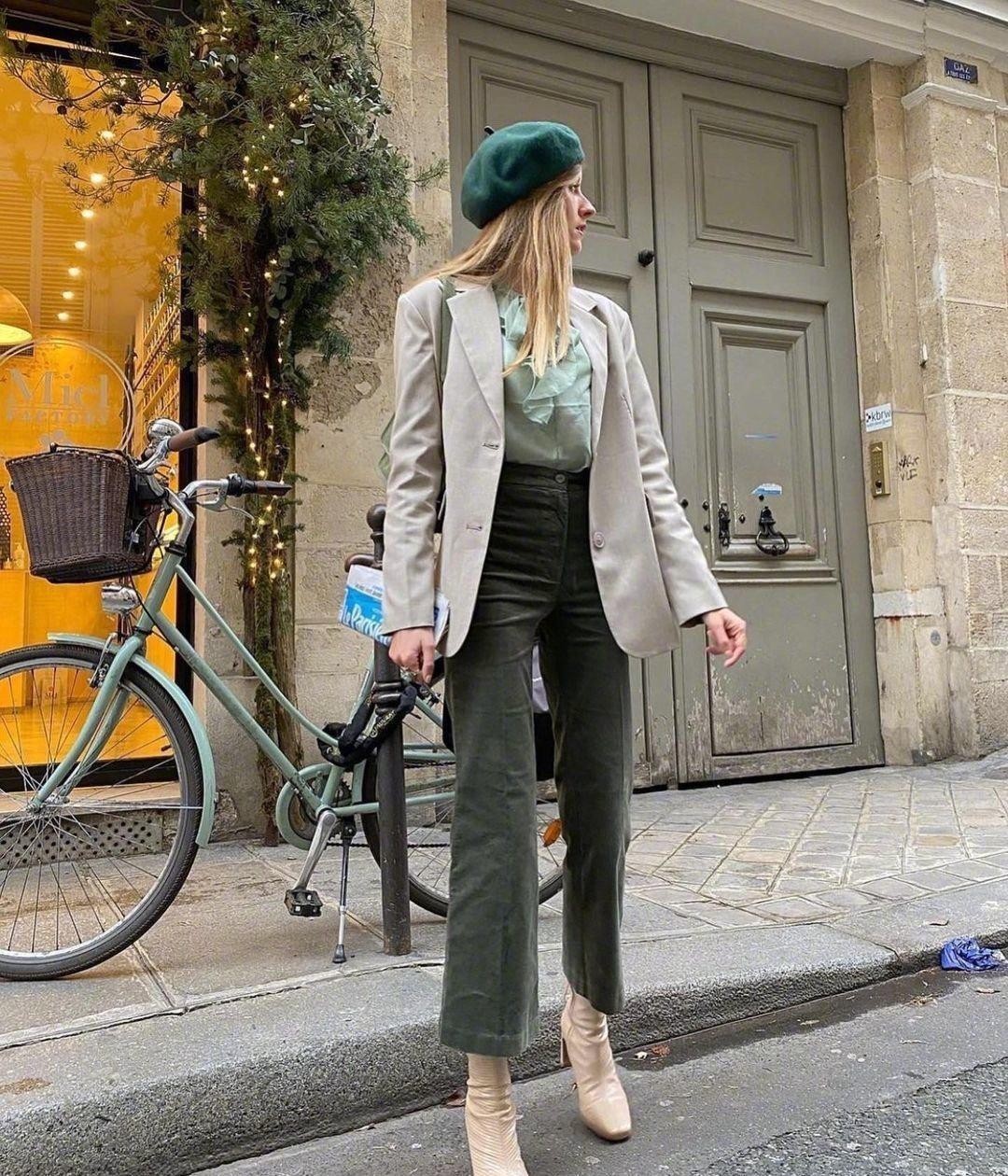 气质 巴黎不愧是浪漫之都, 美女街拍看着也很有气质, 这些搭配值得学习