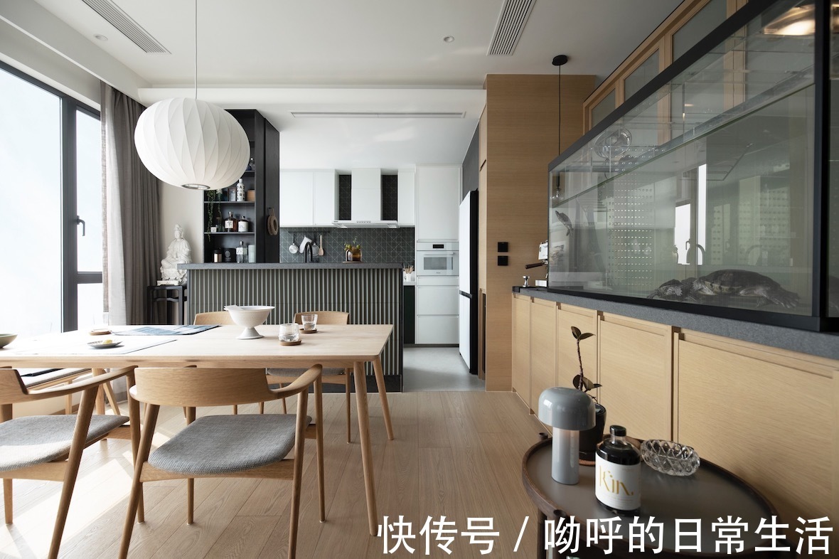 石膏|香港九龙顶层公寓,安静的中性风