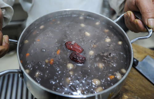 不管熬什么粥，牢记这5点，熬出来的粥香浓粘稠，味道不输粥铺