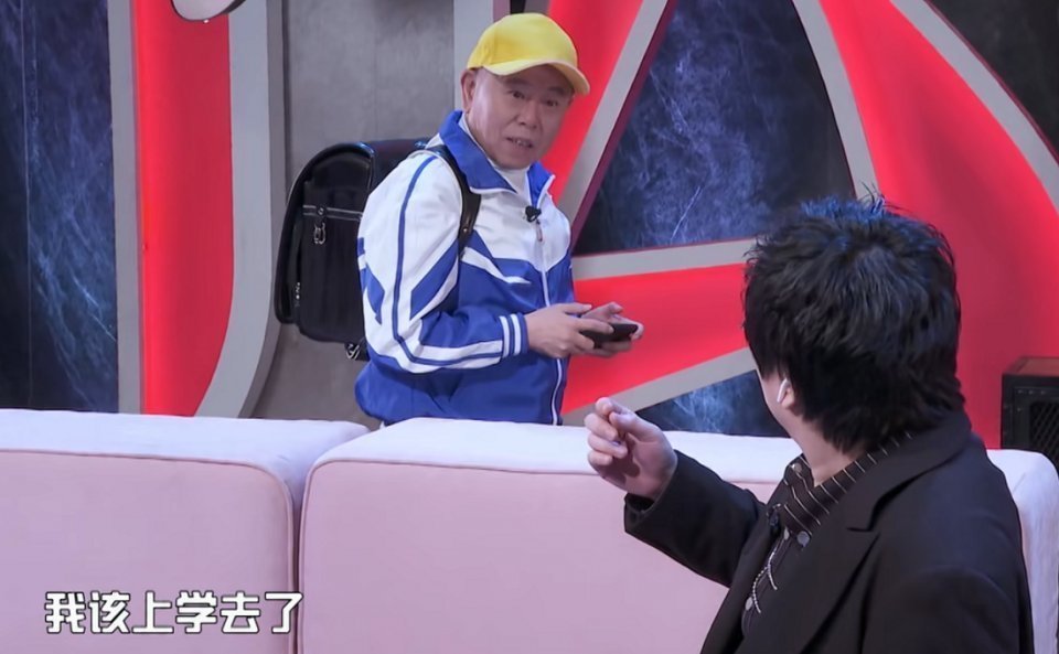 吐槽大會(huì)直接跳到半決賽,李誕三人鞋子被打碼,爭(zhēng)議女王遭到淘汰