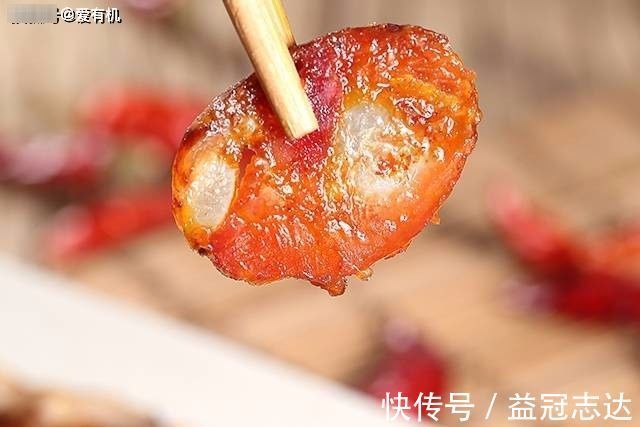 冬天|冬天腊肠怎么做都好吃，吃上一口满嘴香不油腻，是过年必备的美味！