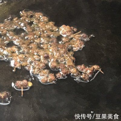 凉拌毛豆|这是#夏日开胃餐#凉拌毛豆最正宗的做法，好吃到爆