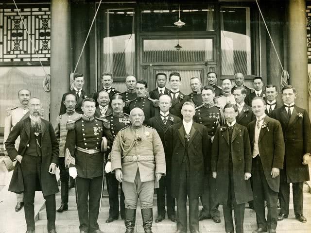 戎马生涯|戎马生涯30余载,只因称帝不得善终,走近真实的袁世凯