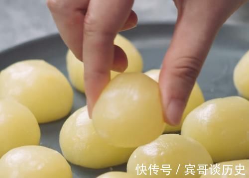 土豆这样做太好吃，鲜香软糯，简单营养，孩子爱吃的解馋美食