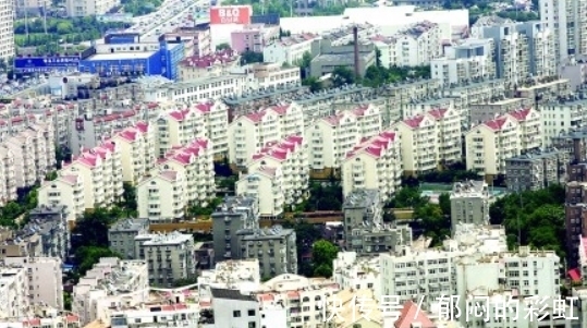 看房|房产证“名存实亡”,70年产权到期后归谁?其实已有答案