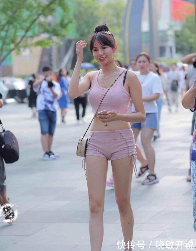打底裤 青春朝气的打底裤穿搭减龄显气质,充满时尚浪漫的气息,富有活力!