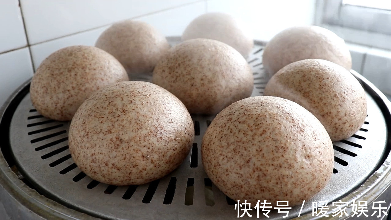 蒸馒头,最好不要直接蒸,3个小诀窍,馒头松软好吃,不塌陷