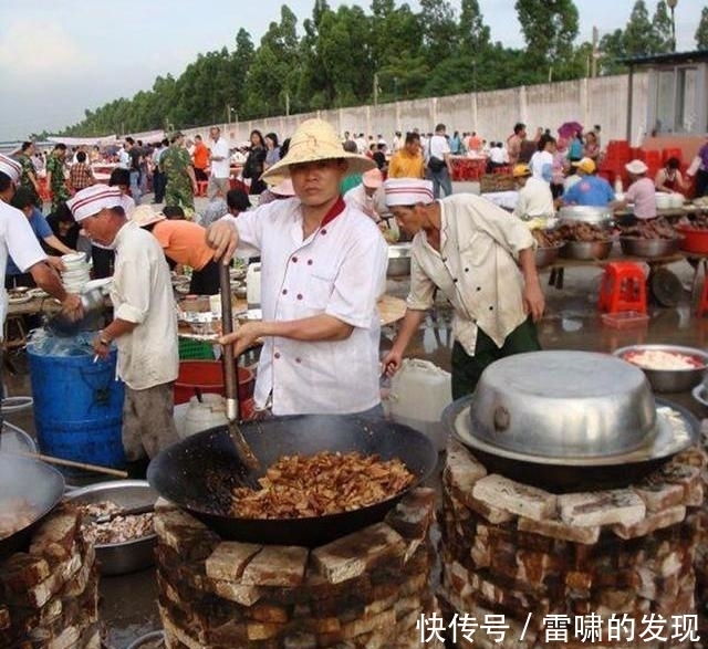 “地主”家的宴席——亲们都吃过这些菜么？