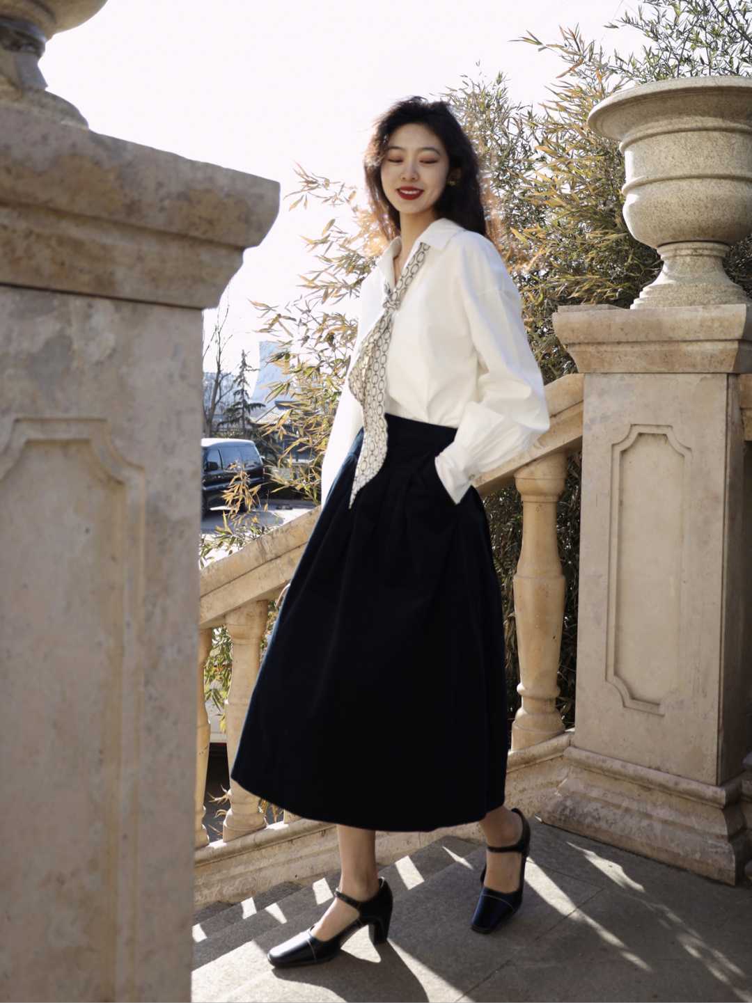 牛仔衬衫|别老穿烂大街的牛仔衬衫了,早春选择这“三款”,精致又洋气