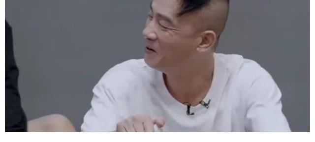 《披荆斩棘的哥哥》陈小春遗憾落选队长,就连镜头都少了