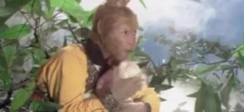 翻译成|难怪唐僧念紧箍咒能降服孙悟空,翻译成中文后,谁听了头都疼