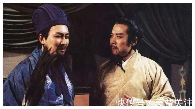 曾巩！苏轼用一首诗“讽刺”诸葛亮，短短20字一针见血，网友：说得真对