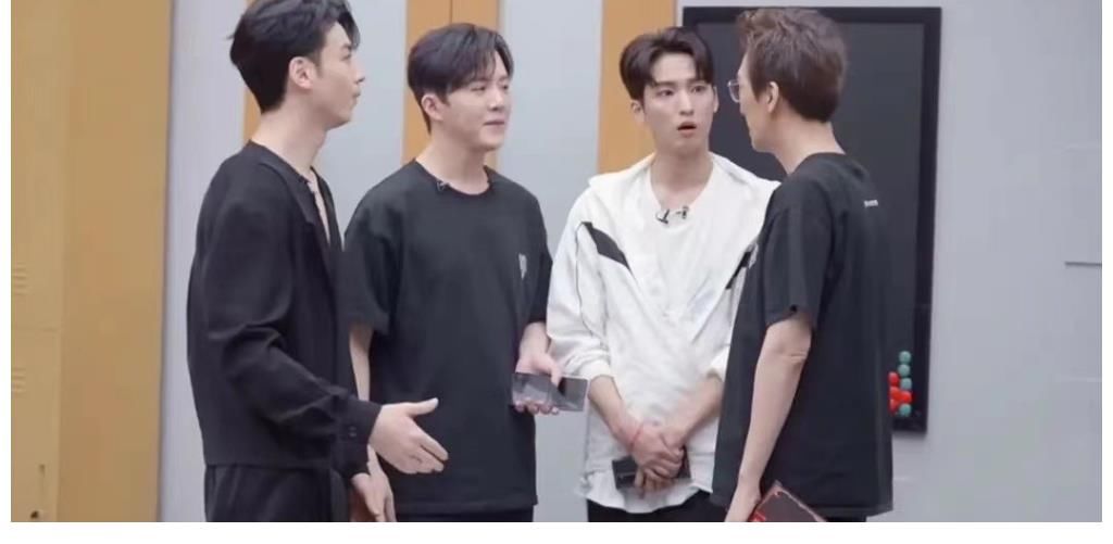 林志炫|要不是投票环节“偏心”，恐怕陈小春组和赵文卓组会输得更惨吧