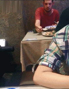 |搞笑GIF:娶到这样的新娘 以后的日子肯定不会无聊