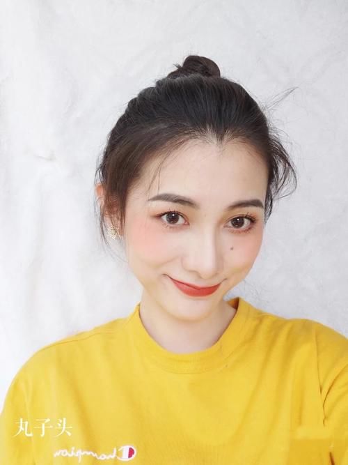 30多岁头发怎么扎有气质，几组好看的发型，美丽又优雅