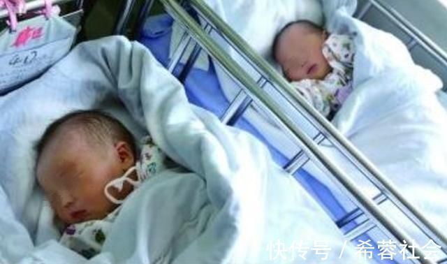 生产|双胞胎姐妹同时怀孕、生产,连娃都长得一样,姐姐无奈说出实情