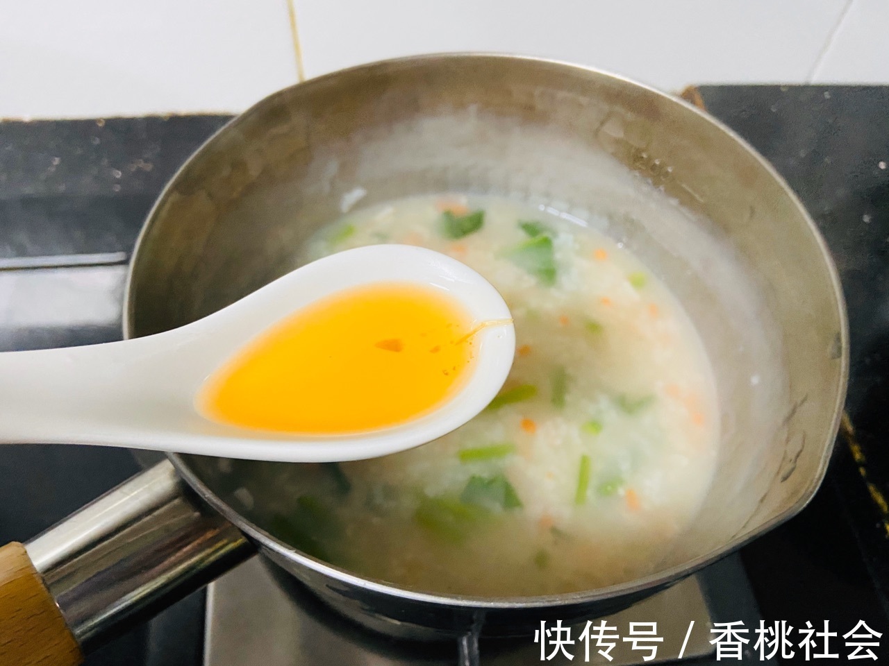 大虾|蔬菜虾仁粥，美味健康，简单好做