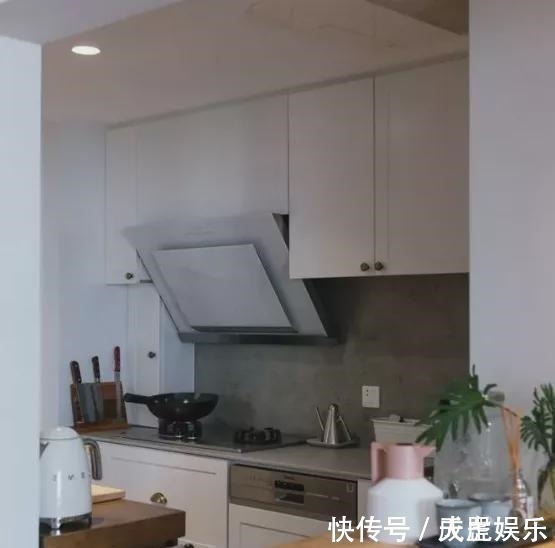 三居|110㎡三居,非传统客厅、超舒适餐厨区、绝美阳台,还偷出一间房