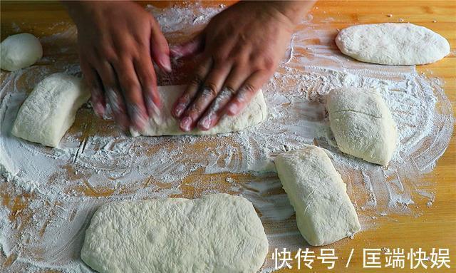 馒头|面粉别只是蒸馒头包包子，搅一搅，拍一拍，蓬松喧软有嚼头
