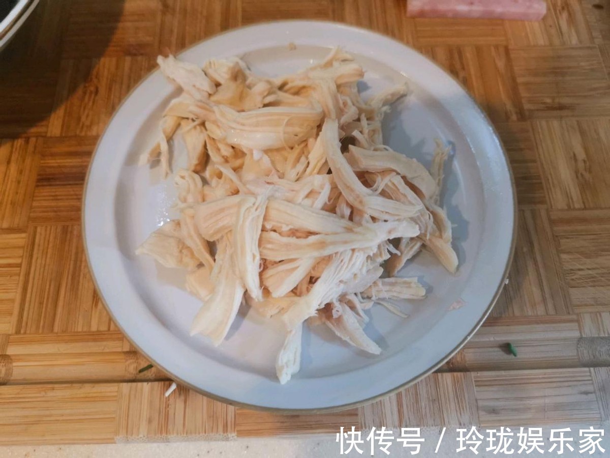 鲜辣汤|明星同款鲜辣汤,不仅美味还低脂,喝过的人都赞不绝口