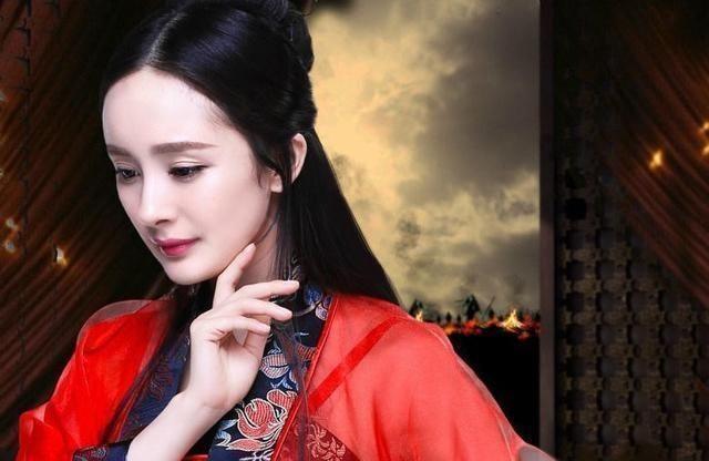 上联|才女出上联“野花不种年年有”,秀才对出下联,才女羞涩不已